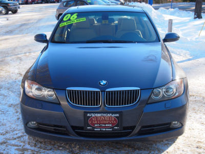 2006 BMW 330  xi