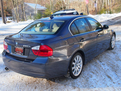 2006 BMW 330  xi