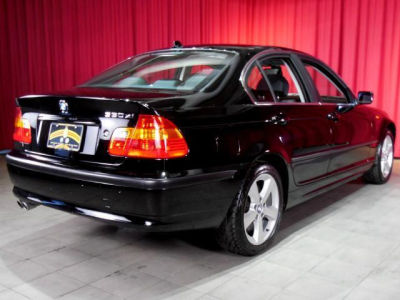 2004 BMW 330  xi