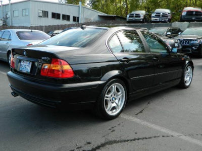 2004 BMW 330  i