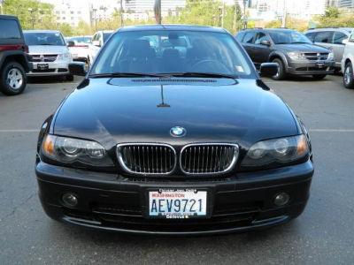 2004 BMW 330  i