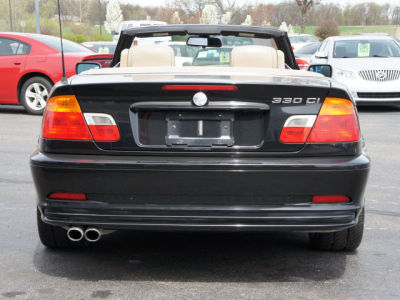 2001 BMW 330  Ci