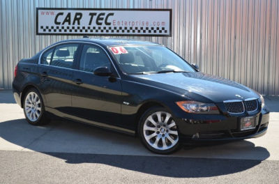 2006 BMW 330  i