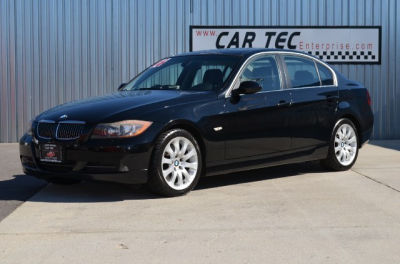 2006 BMW 330  i