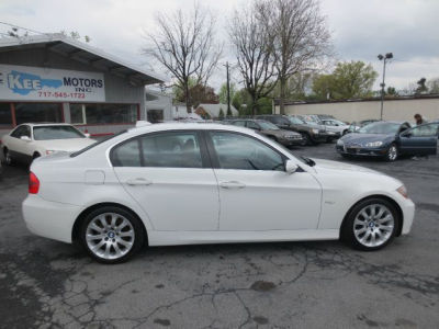 2006 BMW 330  i