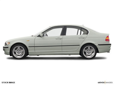 2005 BMW 330  i