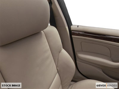 2005 BMW 330  i