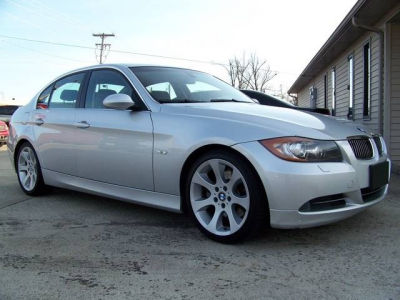 2006 BMW 330  i