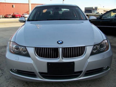 2006 BMW 330  i
