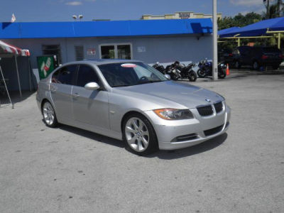 2006 BMW 330  i
