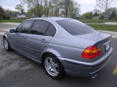 2004 BMW 330 i