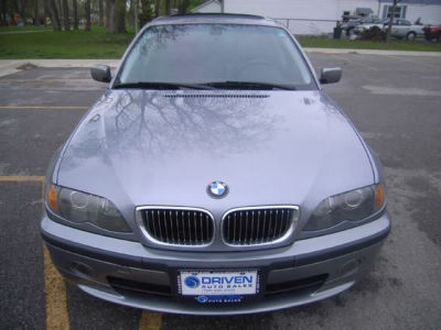 2004 BMW 330 i