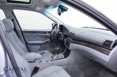 2004 BMW 330  xi