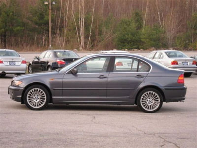 2002 BMW 330  xi