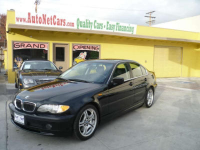 2003 BMW 330  i