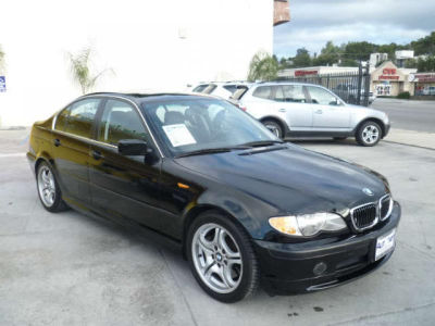2003 BMW 330  i