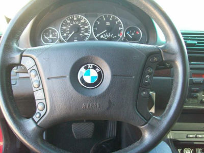 2005 BMW 330 i