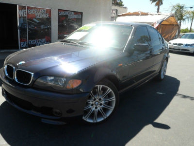 2005 BMW 330  i