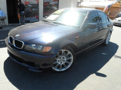 2005 BMW 330  i