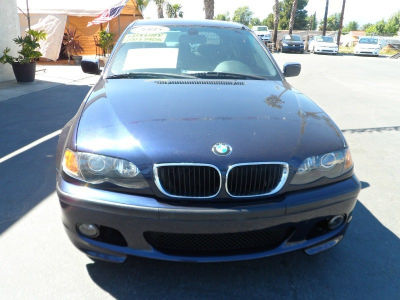 2005 BMW 330  i