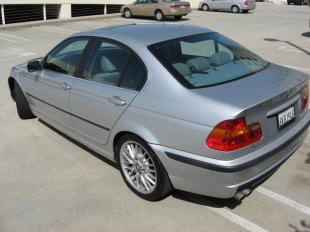 2003 BMW 330 i