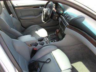 2003 BMW 330 i