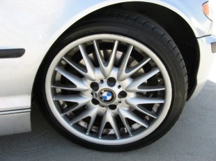 2003 BMW 330 i