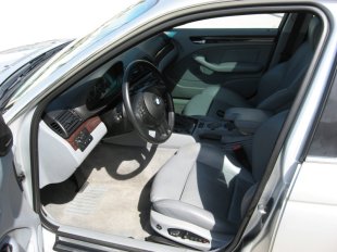 2003 BMW 330 i