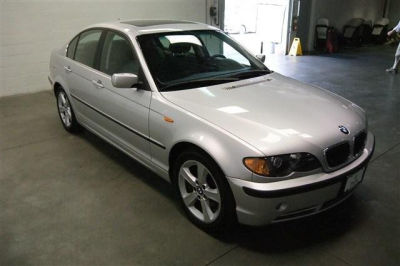 2004 BMW 330  xi