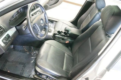 2004 BMW 330  xi