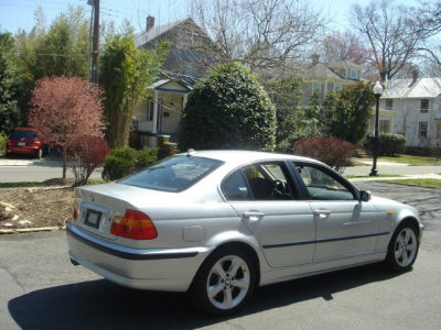 2005 BMW 330 xi