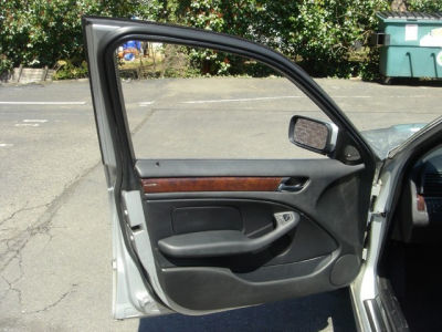 2005 BMW 330 xi
