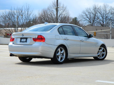 2006 BMW 330  i