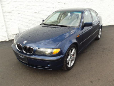 2005 BMW 330  i