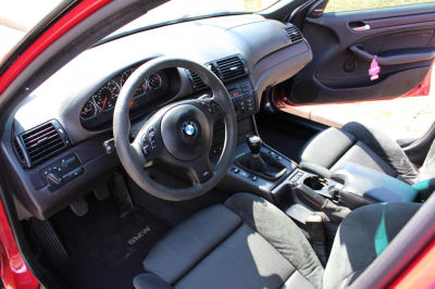 2005 BMW 330  i