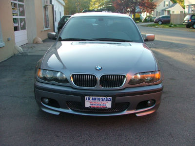 2004 BMW 330 i