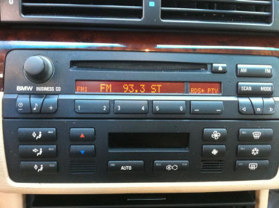 2005 BMW 330 i
