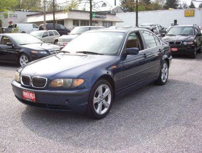 2005 BMW 330  xi