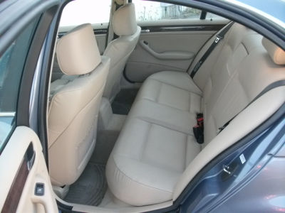 2002 BMW 330 i