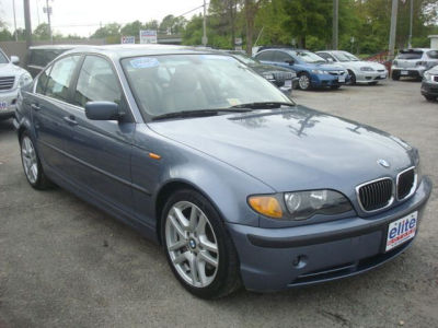 2005 BMW 330  i