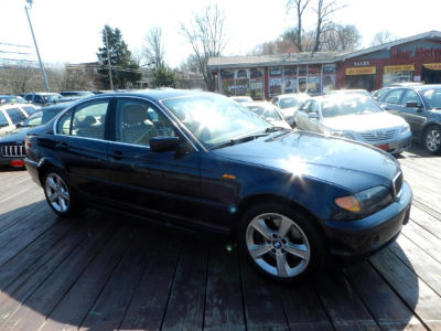 2004 BMW 330  xi