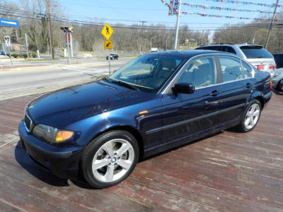 2004 BMW 330  xi