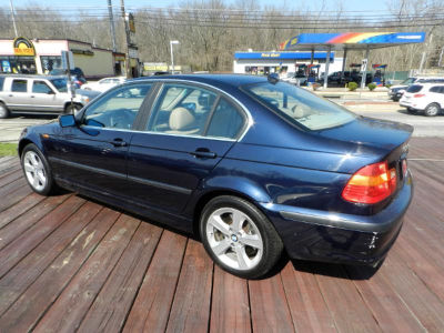 2004 BMW 330  xi