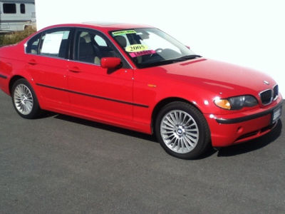 2005 BMW 330  xi