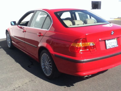 2005 BMW 330  xi