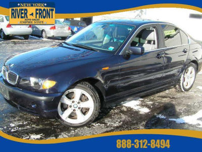 2004 BMW 330  xi