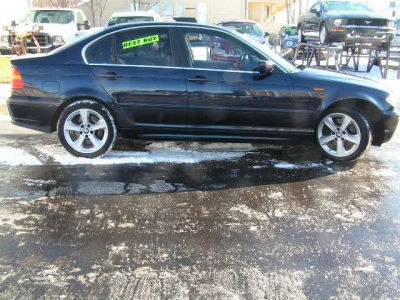 2004 BMW 330  xi