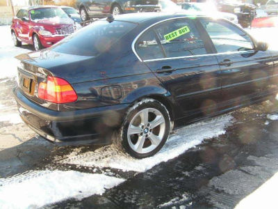 2004 BMW 330  xi