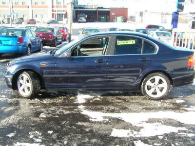 2004 BMW 330  xi