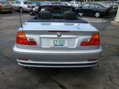 2003 BMW 330  Ci